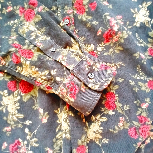 CORDUROY MEDIUM LONG TIME SLEEVED BY OLD NAVY - Picture 5 of 7